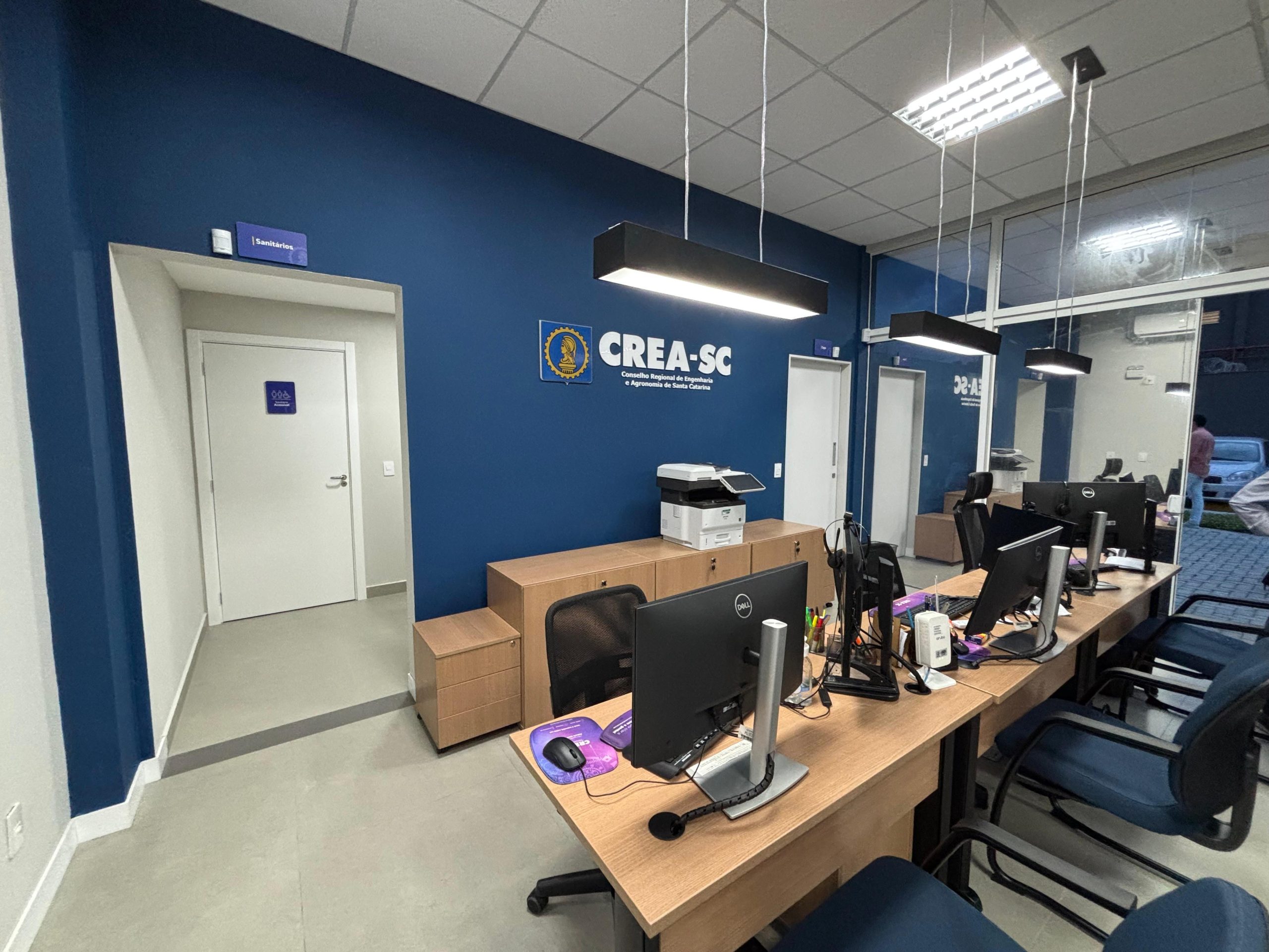 CREA-SC recebe reconhecimento nacional por uso de IA e eficiência na fiscalização profissional