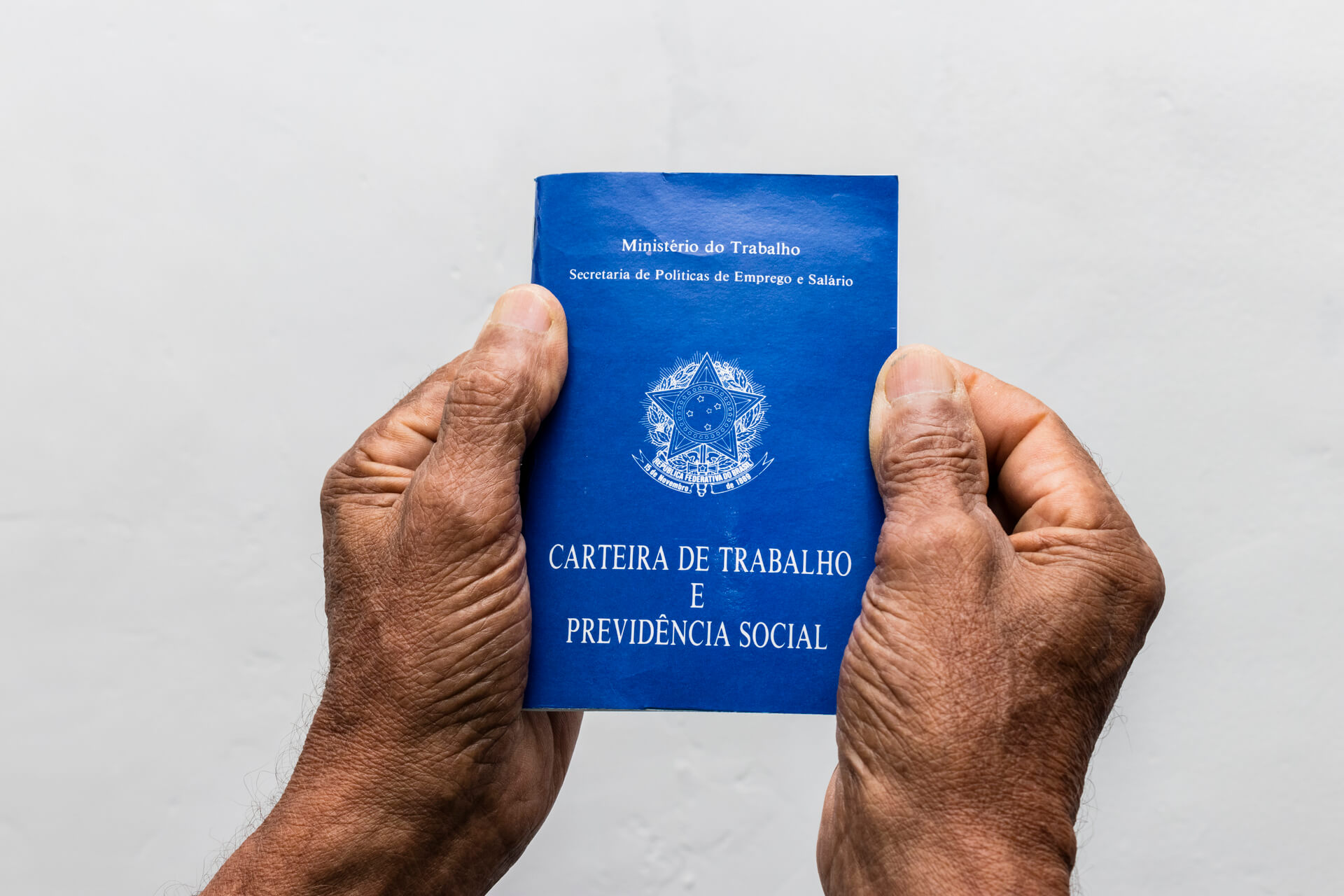 INSS: Novas regras de aposentadoria entram em vigor em 2026 com aumento de idade mínima e pontuação