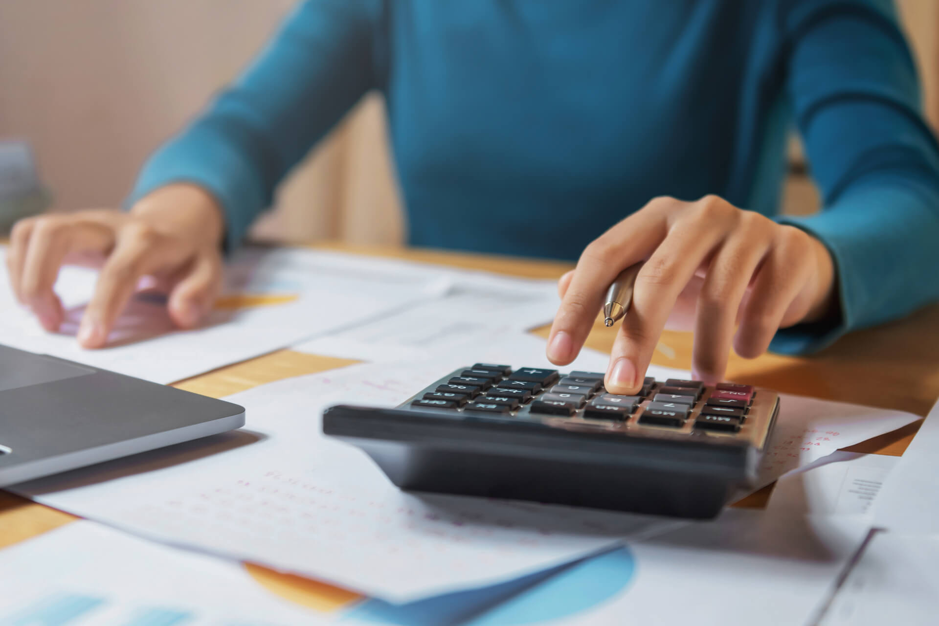 13º salário deve injetar R$ 369,4 bilhões na economia em 2025, estima Dieese